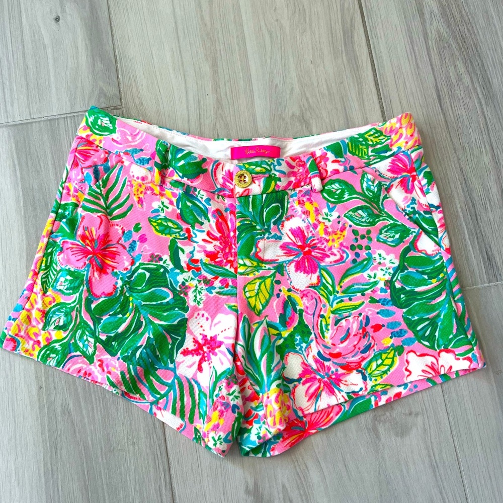 LILLY PULITZER- Colorful Stretch Short| Size 4